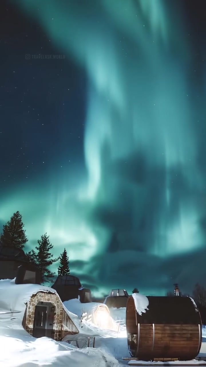 Northern Lights and Snowy Wonders: Exploring Lapland's Winter Magic