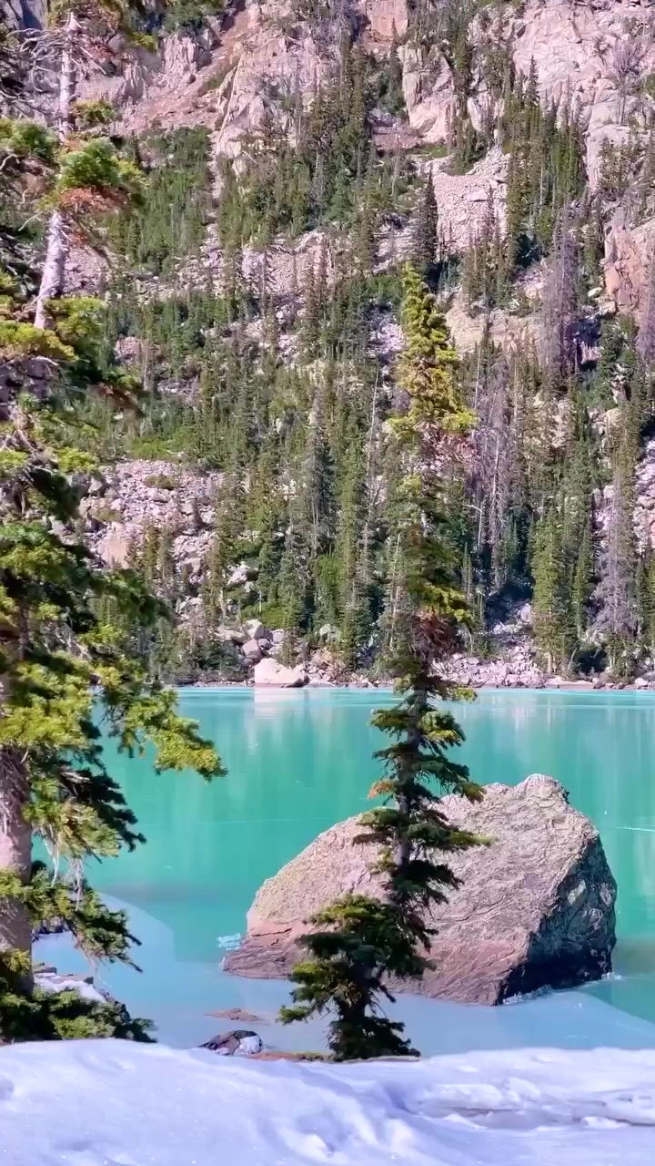 Mountain Lake Adventure: Turquoise Beauty