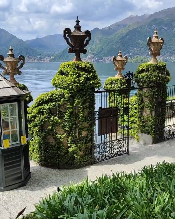 Discovering Lakeside Gardens with Majestic Mountain Views