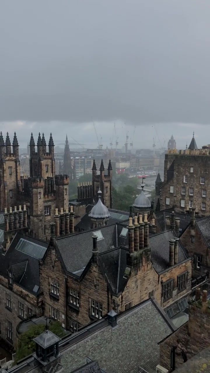 Mystical Edinburgh: Foggy Views of Historic Skyline