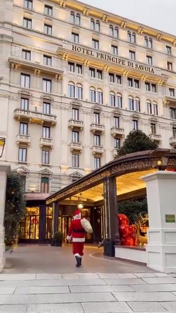 Experience Christmas Magic at Hotel Principe di Savoia