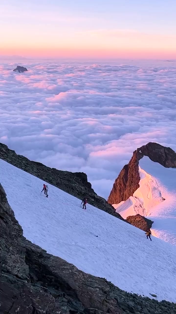 Mount Shuksan Summit: Epic Washington Adventure