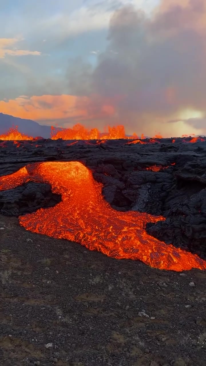 Chris Burkard's Iceland Volcanic Eruption Footage