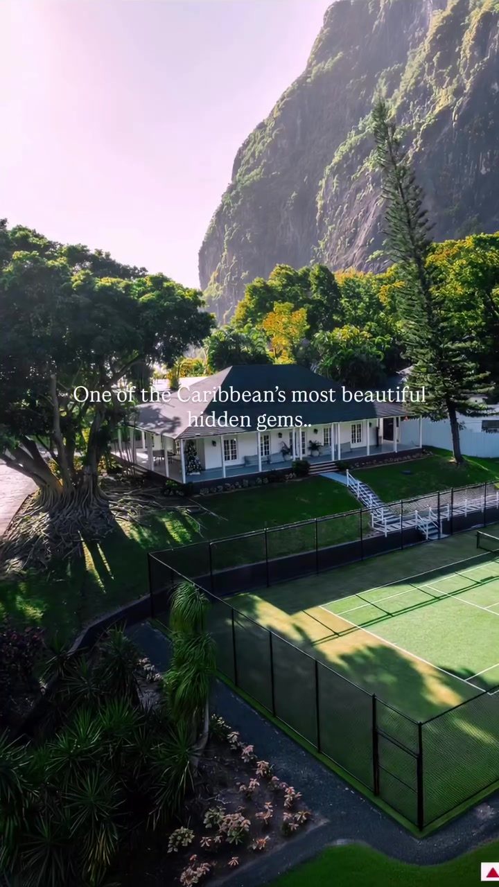 Escape to Paradise: Experience a Luxury Caribbean Resort