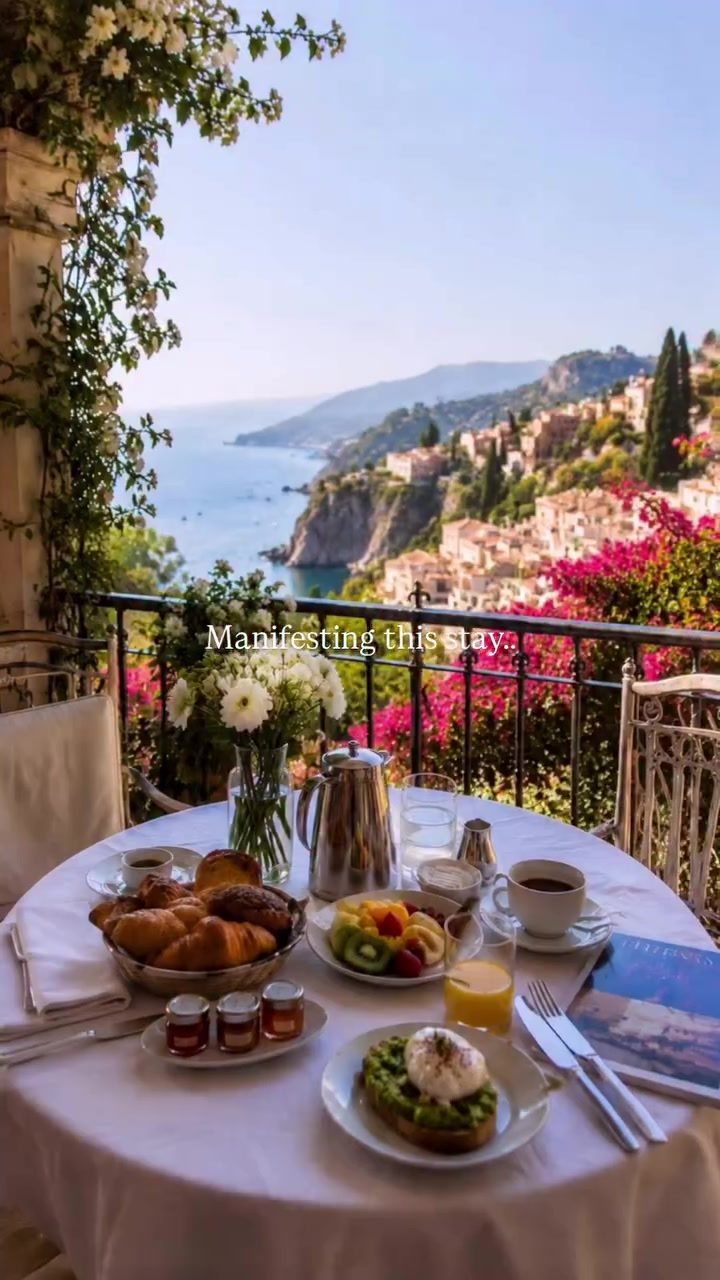 Experience Luxury: Top Hotel Stays for Ultimate Relaxation