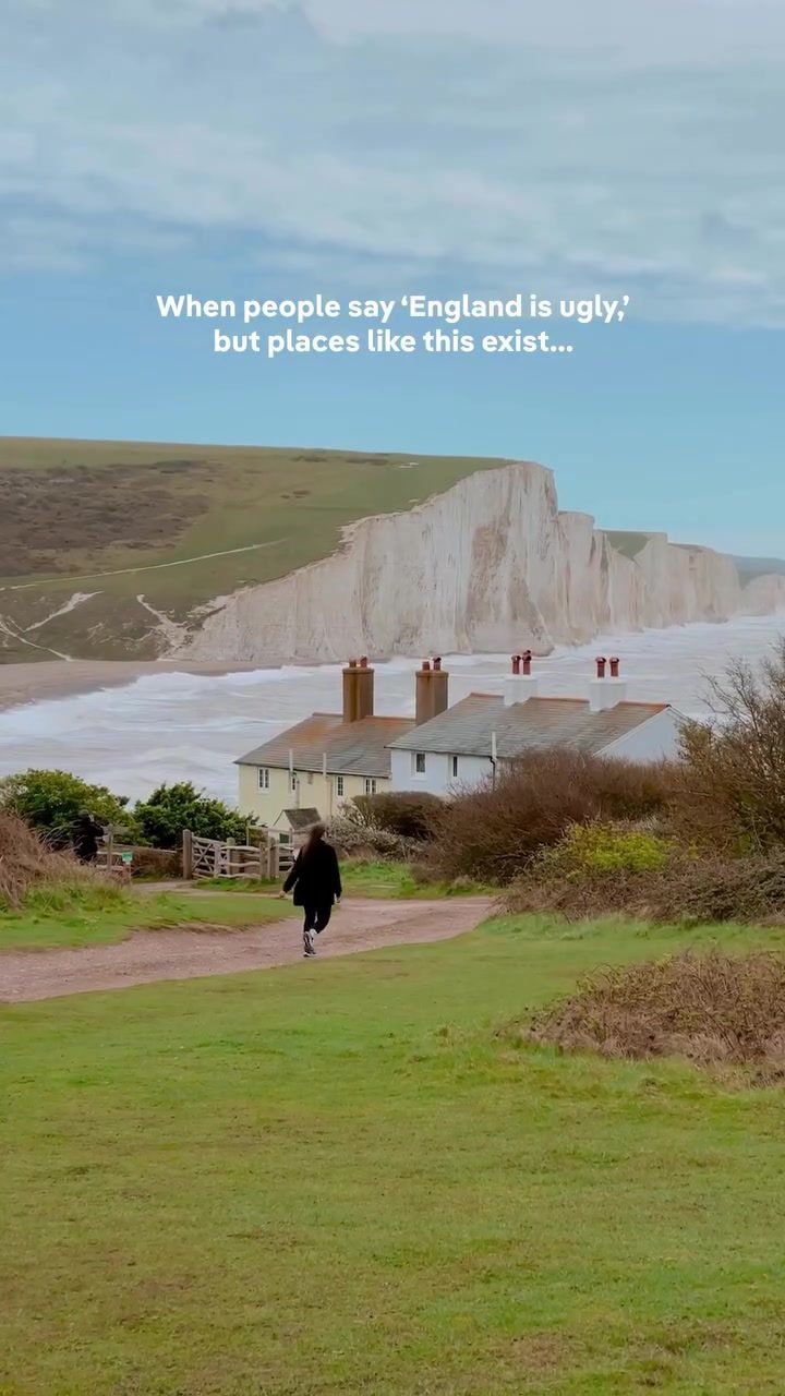 Hidden Gems of England: A Road Trip Through Countryside and Coast