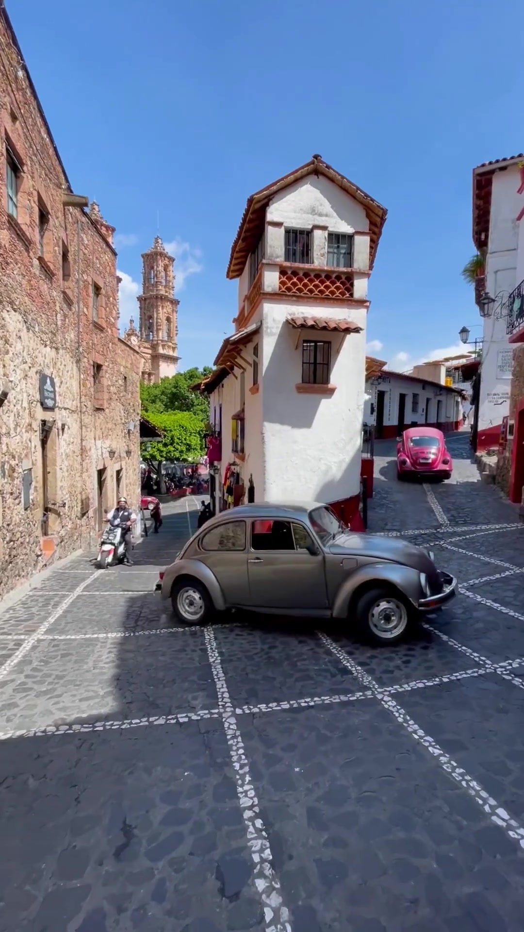 Vintage Volkswagen Beetle in Mexico's Historic Streets