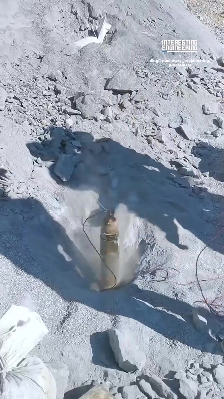 Carbon Dioxide Rock Blasting: Safer Alternative to Explosives