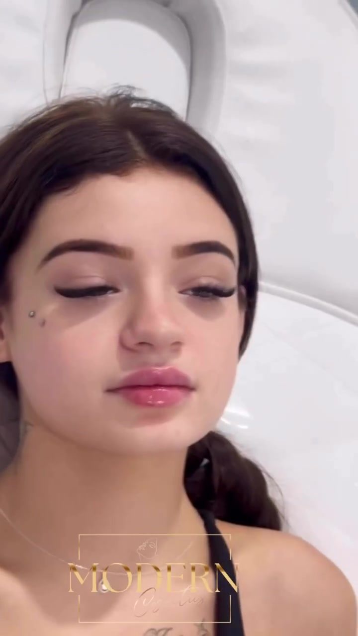 Personalized Cosmetic Treatments: Modern Cosmetics