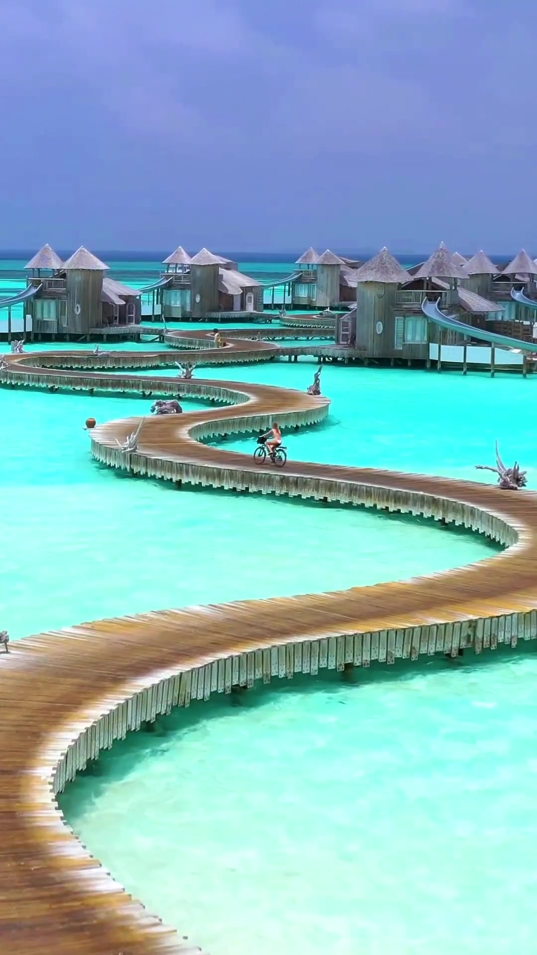 Maldives Overwater Bungalows: Tropical Paradise