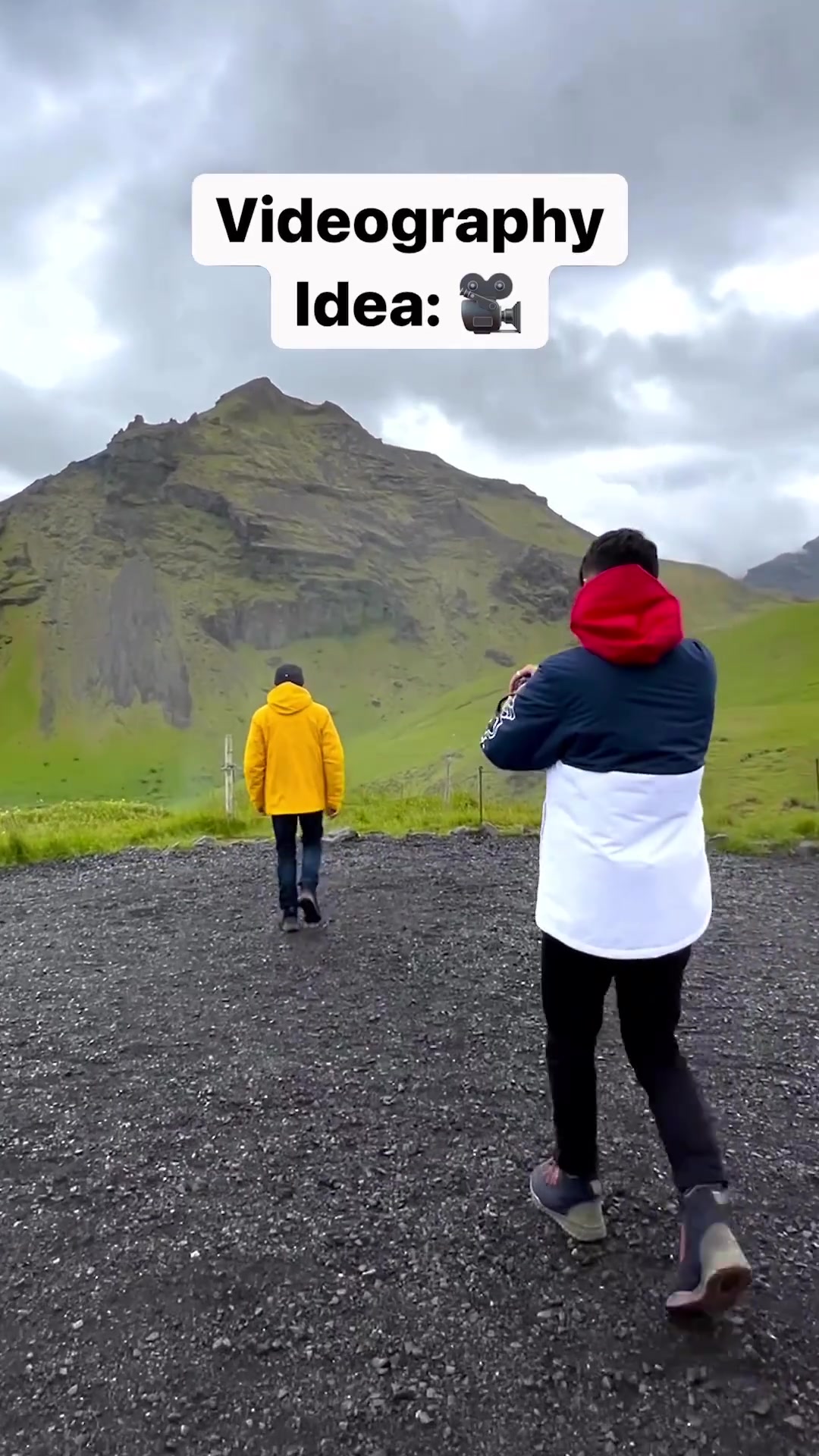 Infinite Walk Videography Idea: Scenic Walk Towards Camera