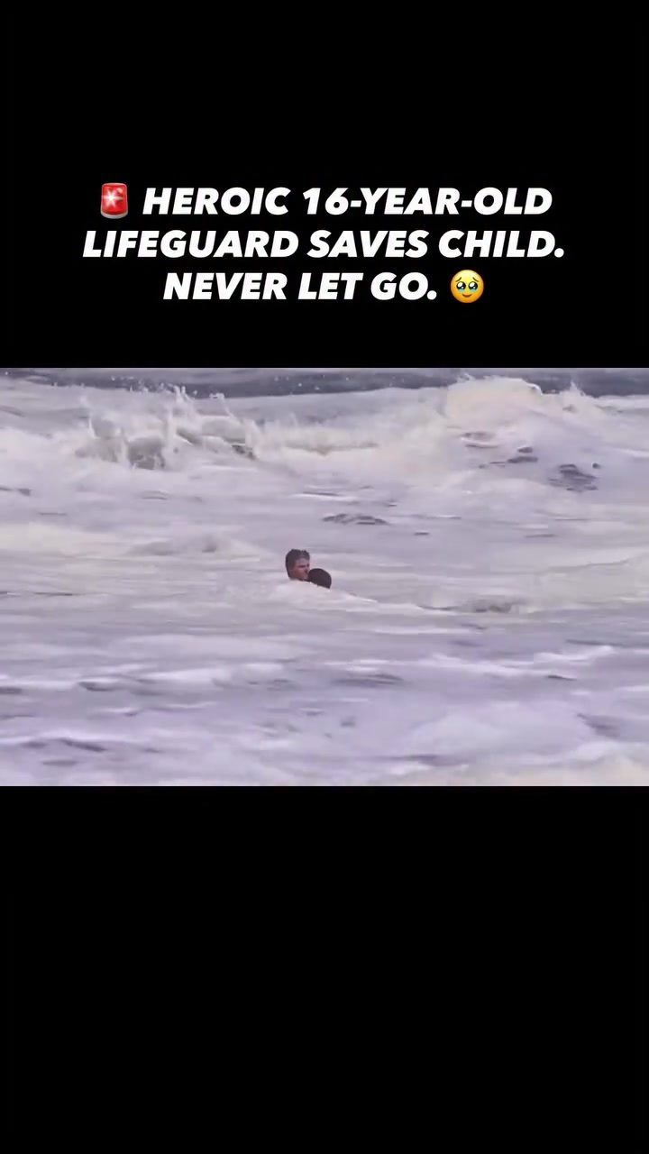16-Year-Old Lifeguard's Drammatic Wave Rescue in Santa Cruz