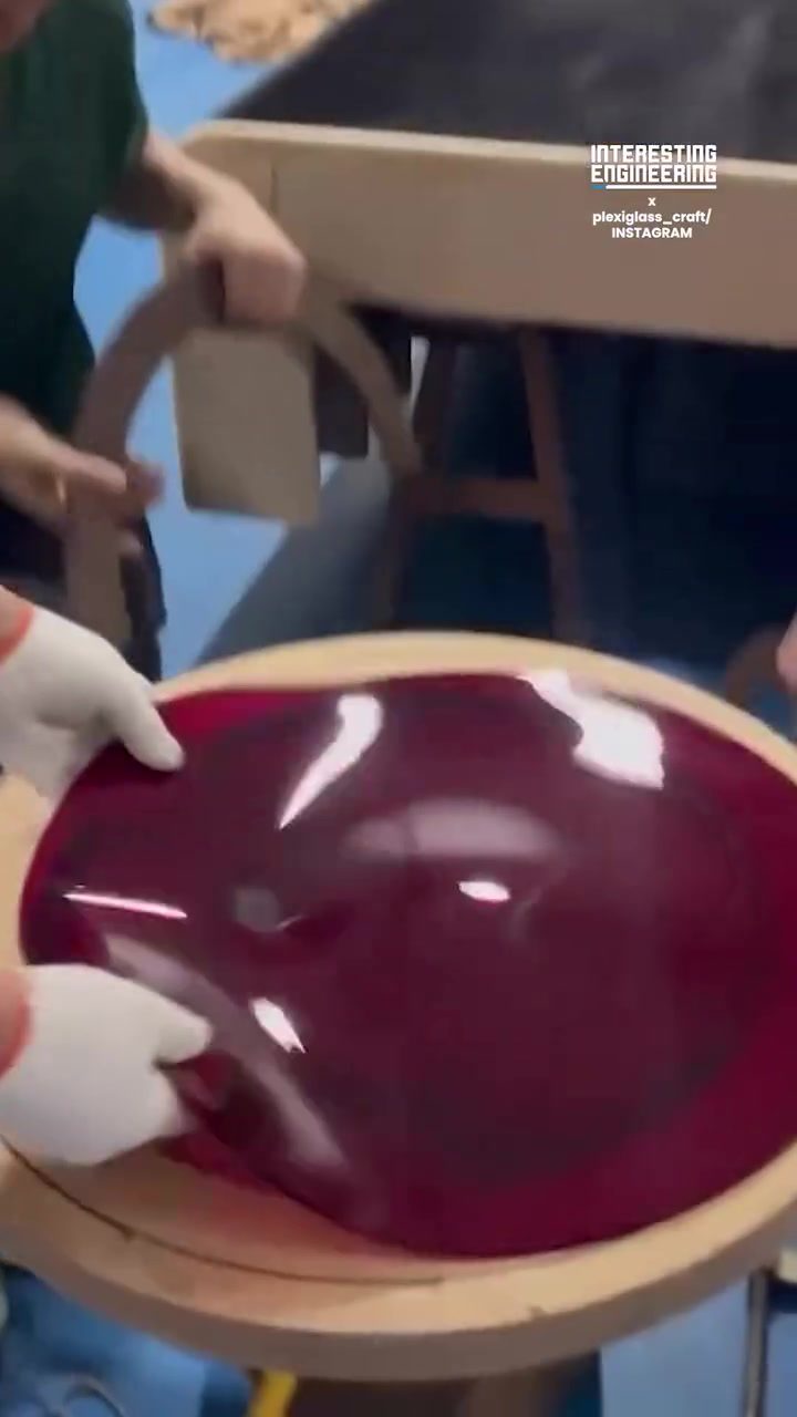 Crafting a Plexiglass Sphere: Precision in Acrylic Shaping