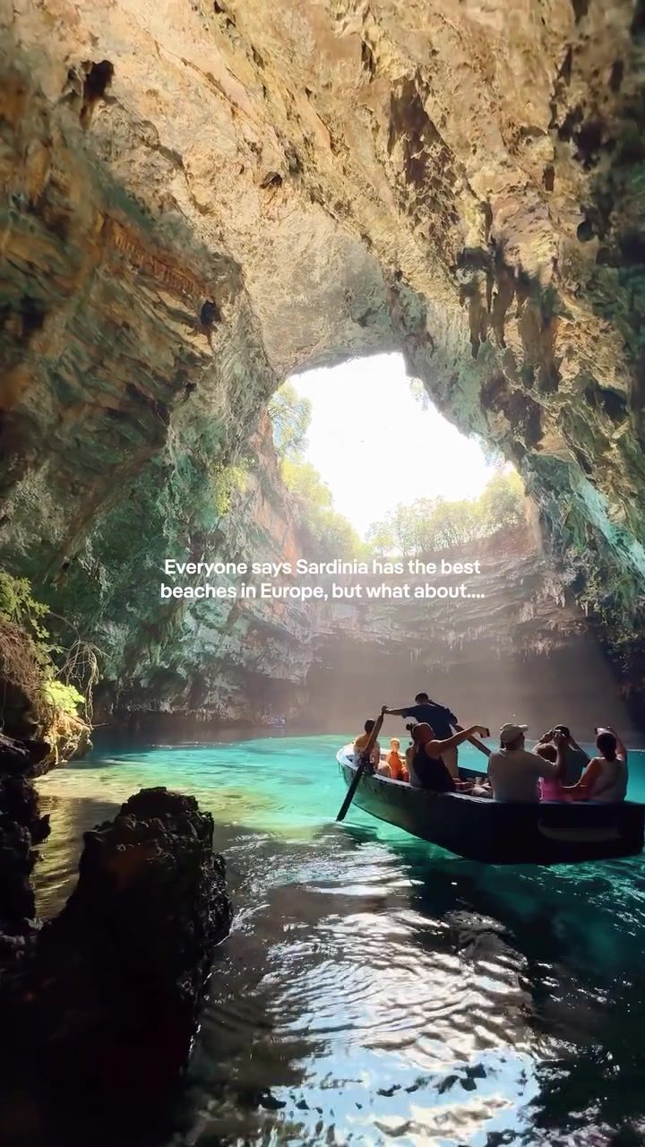 Exploring the Hidden Gems of Kefalonia's Beaches