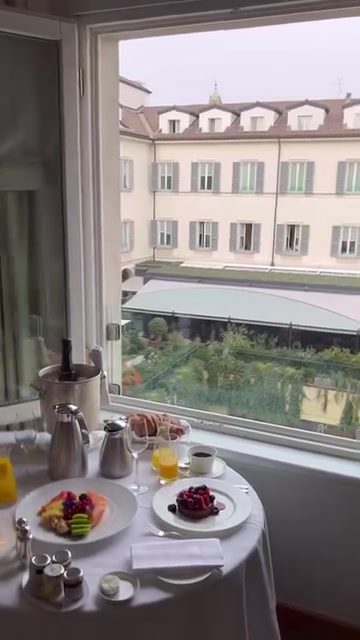 Luxury Hotel Breakfast: A Scenic Morning Feast