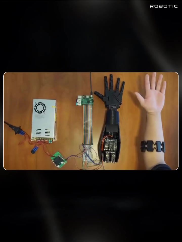 Affordable Prosthetic Hand Uses EMG for Finger Movements