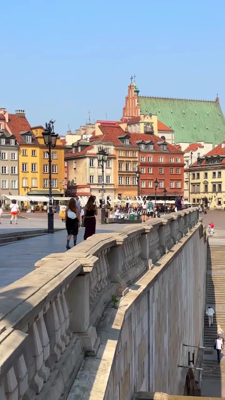 Discover Warsaw's Best: Historic Sites, Gardens, and More