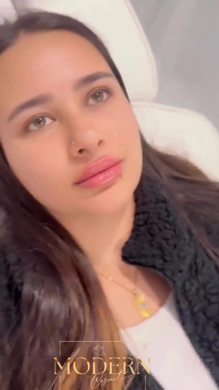 Learn Lip and Eye Makeup Techniques with Modern Cosmetics