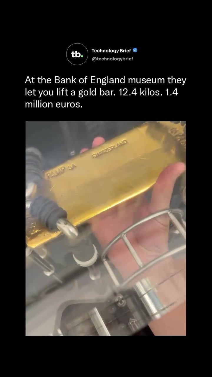 Experience Handling a 12.5 Kilogram Gold Bar at the Bank of England Museum
