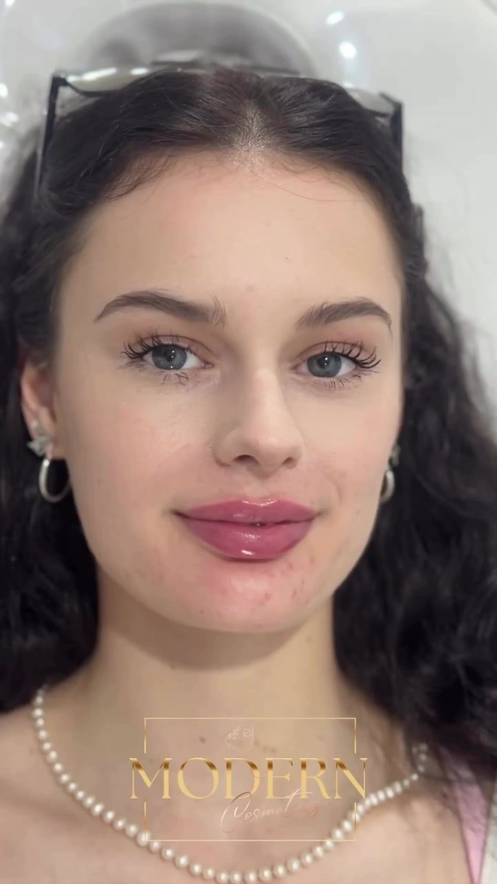Modern Cosmet's Expert Lipstick Application Tips