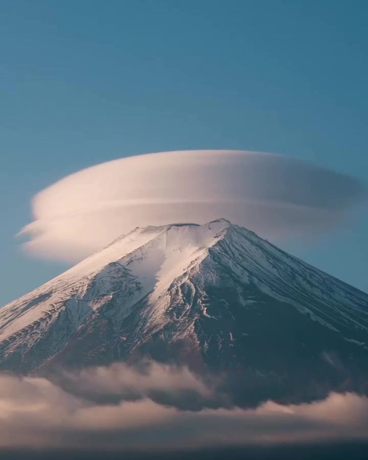 Mount Fuji's Lenticular Clouds: Iconic Japan Peak