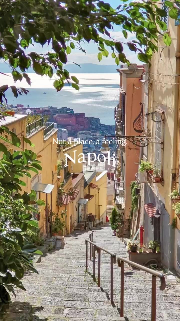 Exploring Naples' Historic and Modern Landmarks