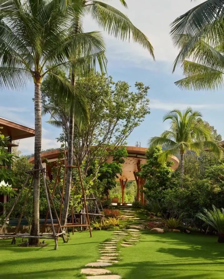 Tropical Resort Landscapes: A Serene Escape