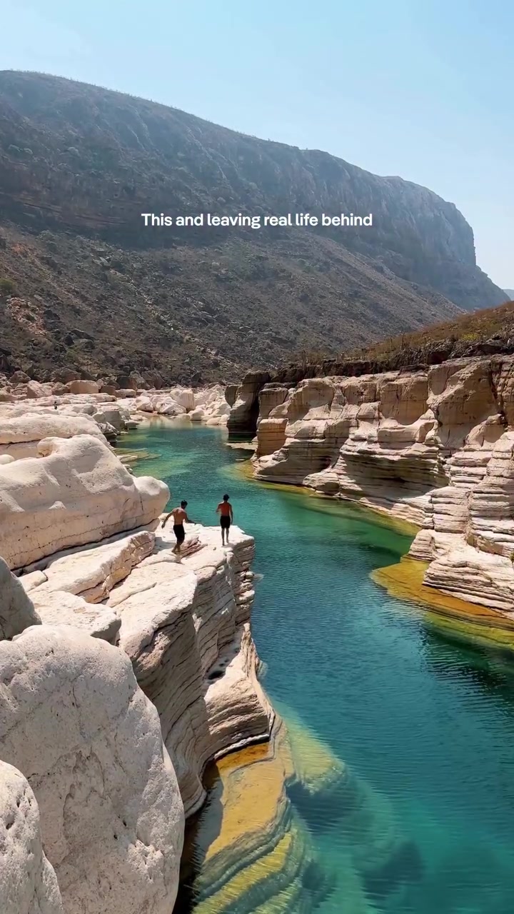 Cliff Jumping Adventure: Escaping Everyday Life