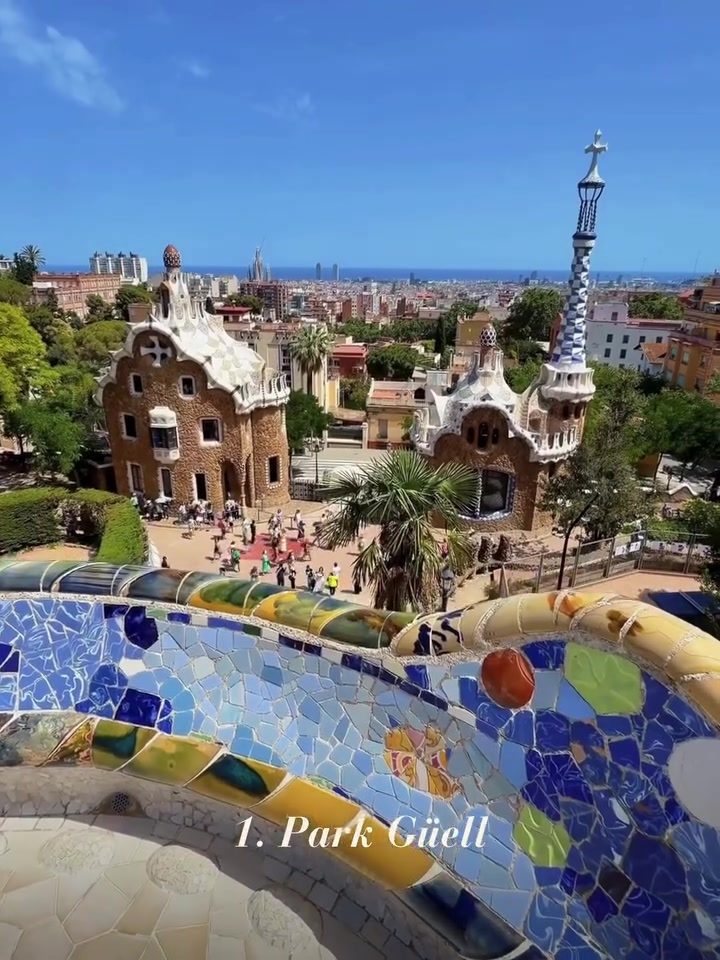 Exploring Park Güell: Gaudí's Colorful Masterpiece in Barcelona