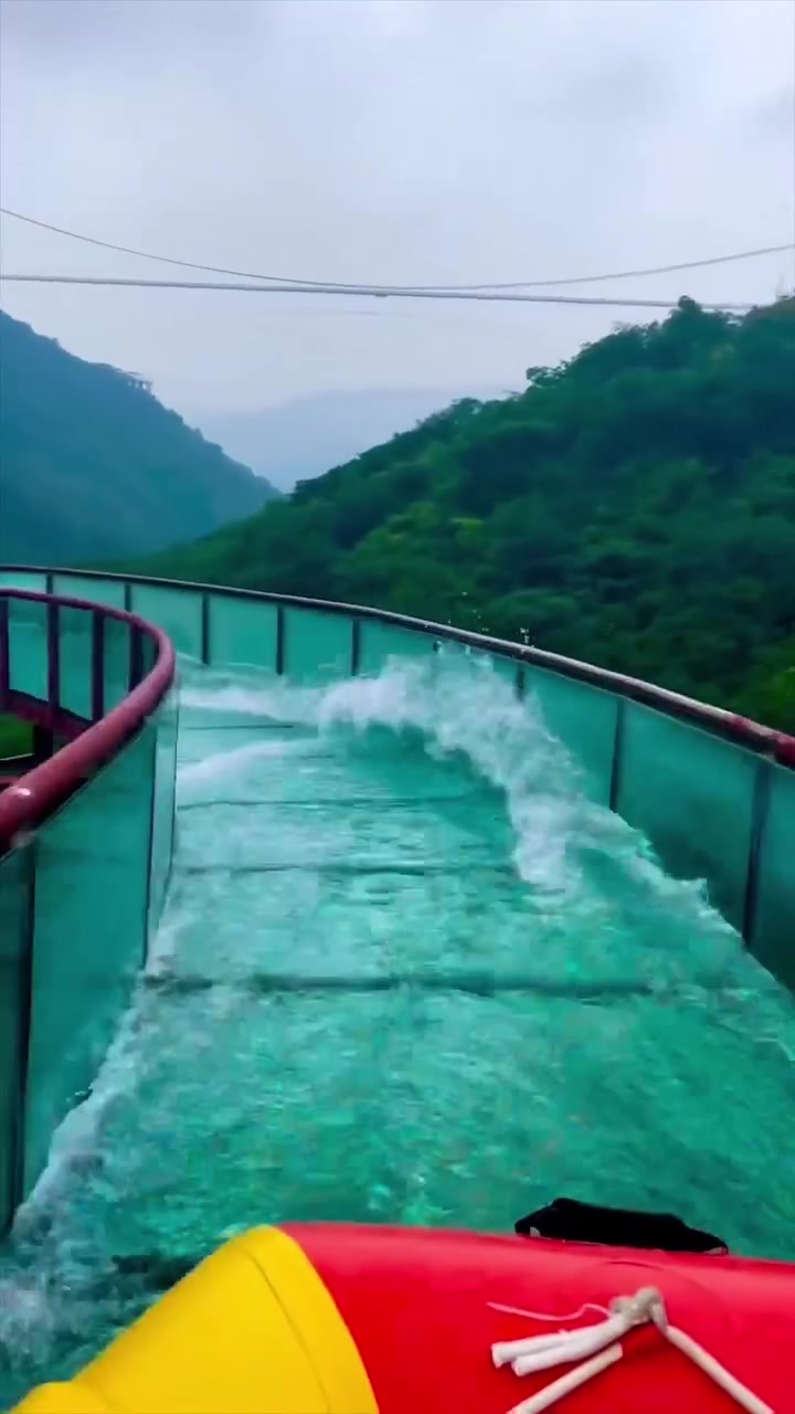 Jizhou Water Ride: Thrilling Views in China