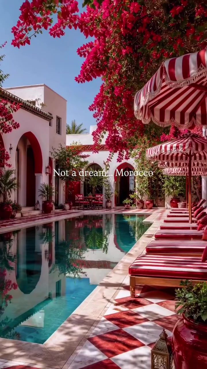 Exploring RIAD DAR EL YASMIN's Moroccan Luxury