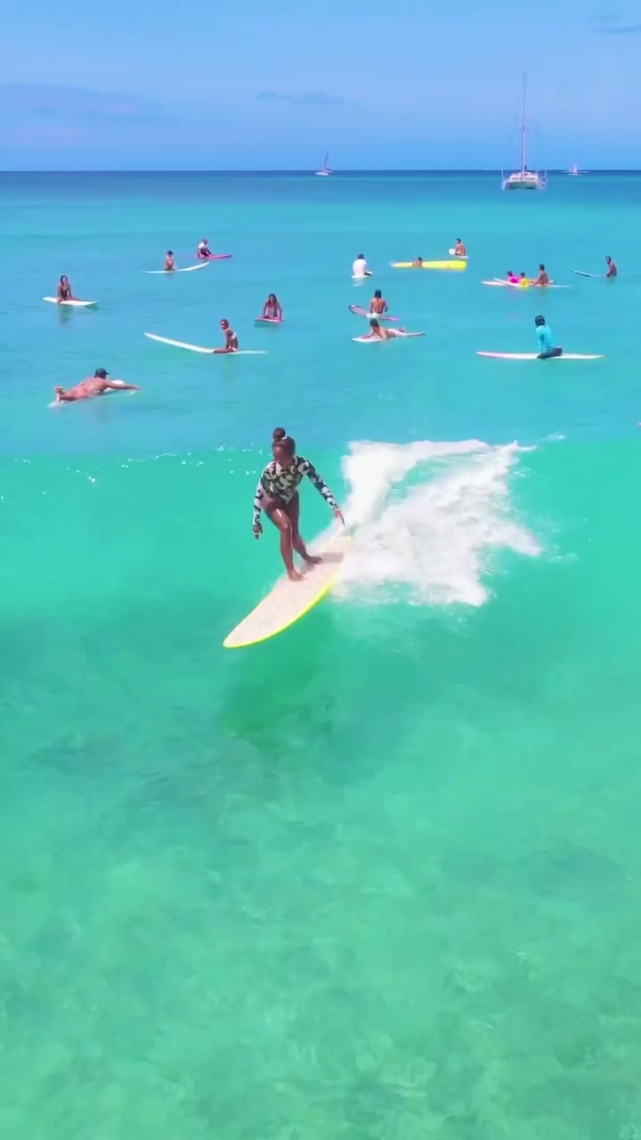 Nique Miller Surfing Oahu's Waves