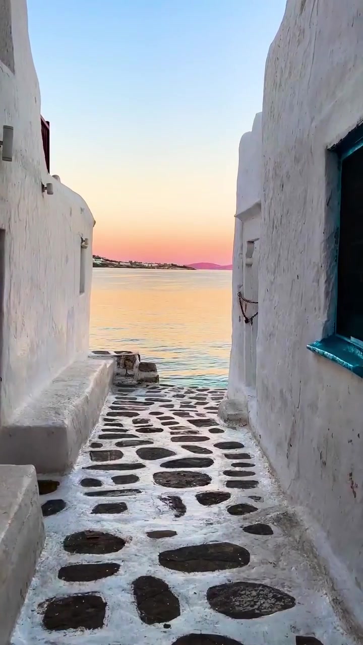 Mykonos Views: Greek Island Beauty