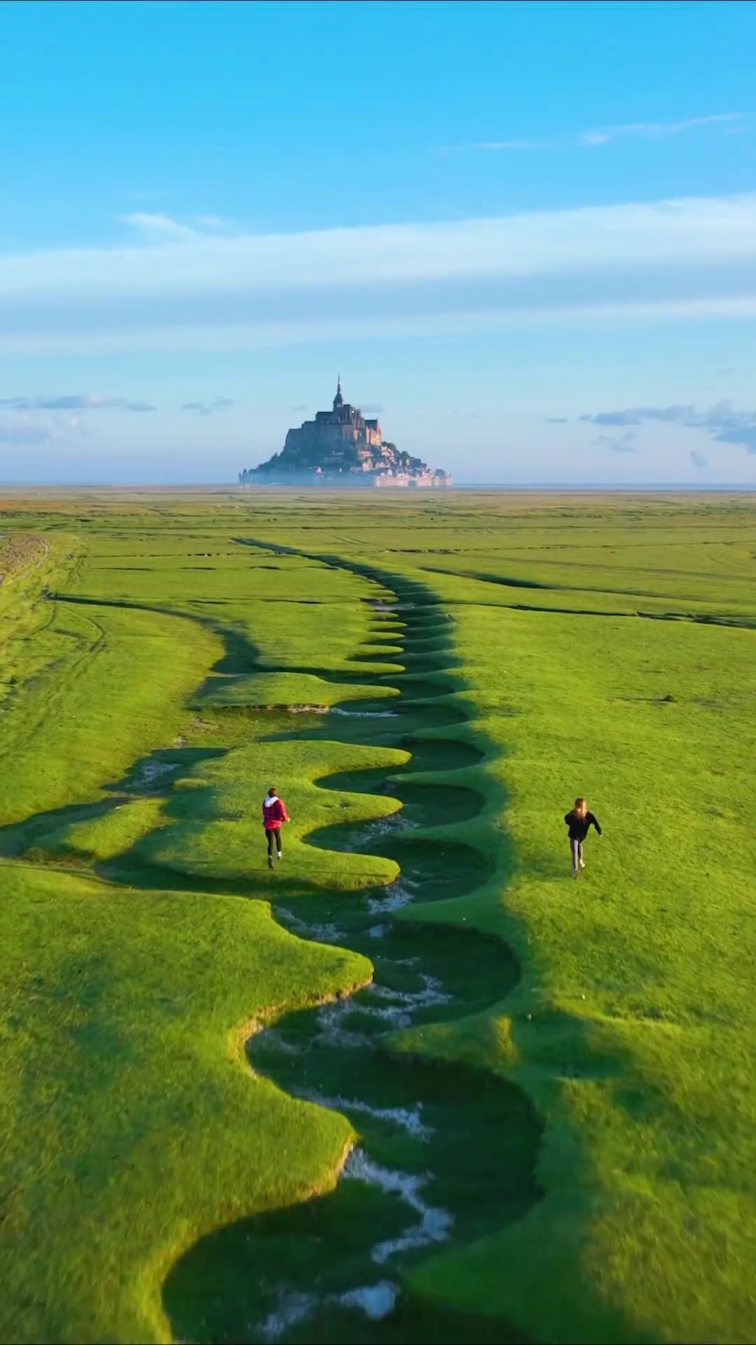 Mont Saint-Michel Scenic Run: Aerial View