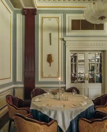 Designing a Luxurious Dining Room for Elegant Meals