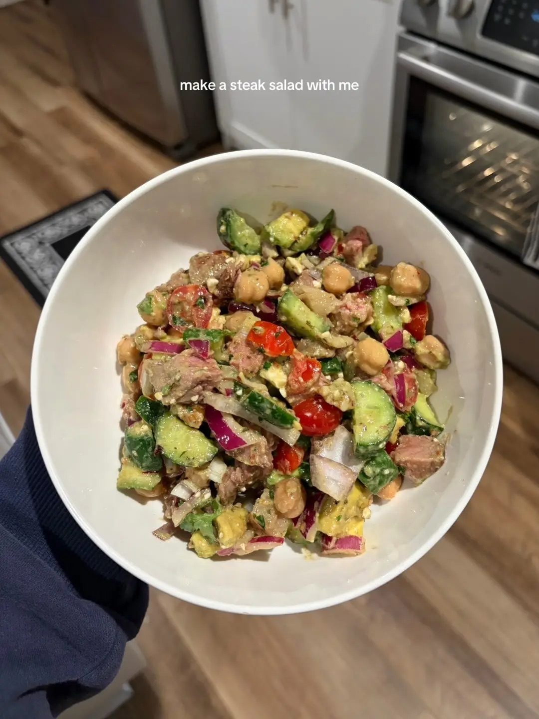 Easy Steak Salad Recipe for Balanced Nutrition