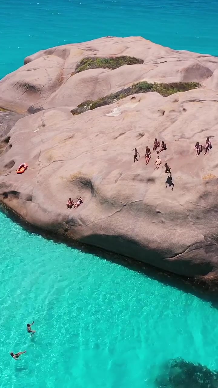 Twilight Beach Australia: Jumping into Turquoise Water