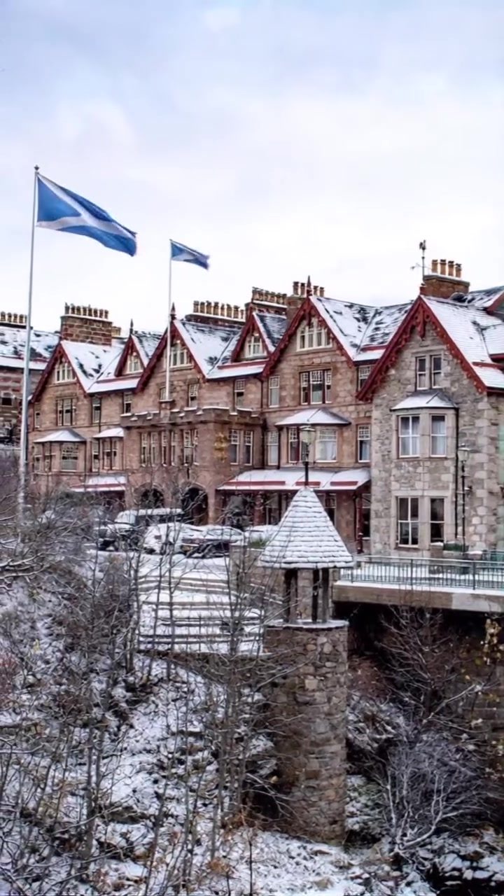 Luxurious Scottish Highlands Estate: Elegant Retreat Awaits