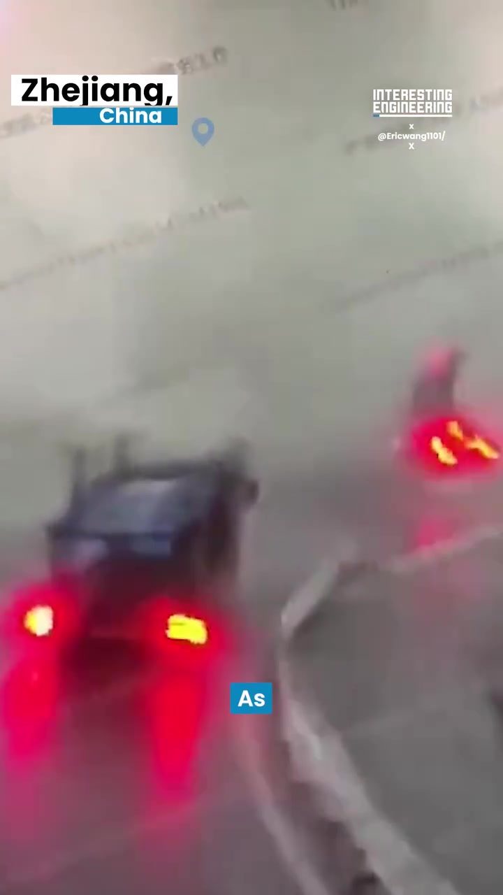 Tornado Lifts Cars as Typhoon Bavi Hits Eastern China