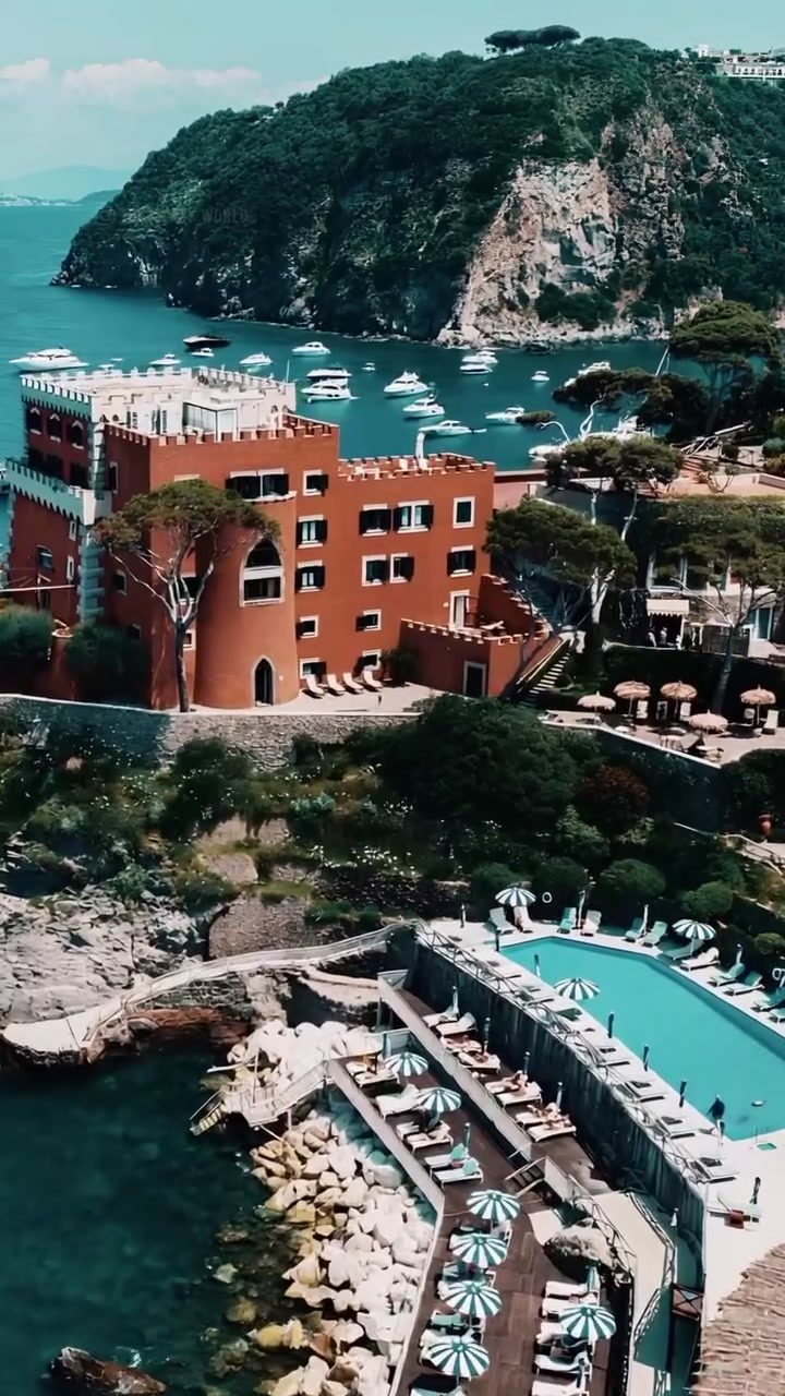 Discover the Ultimate Coastal Luxury Hotel Experience