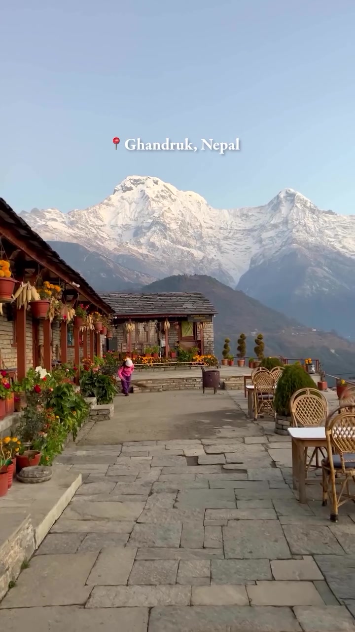 Mountain View Restaurant: Ghandruk, Nepal