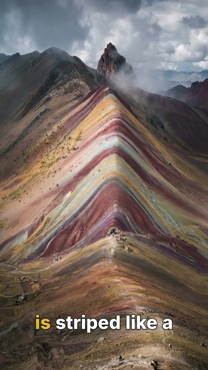 Vinacunca: Peru's Rainbow Mountain Revealed