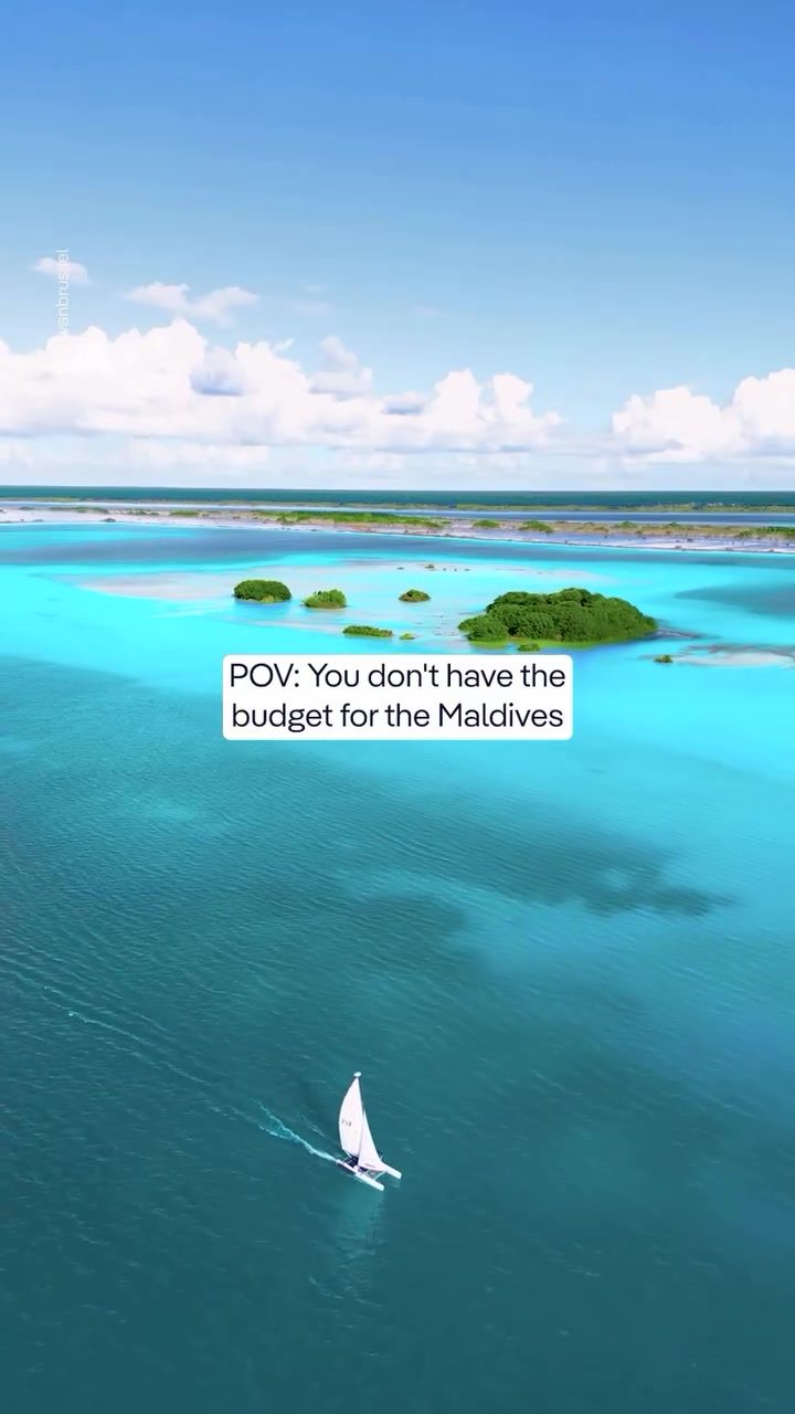 Exploring Bacalar Mexico's Stunning Lagoon of Seven Colors