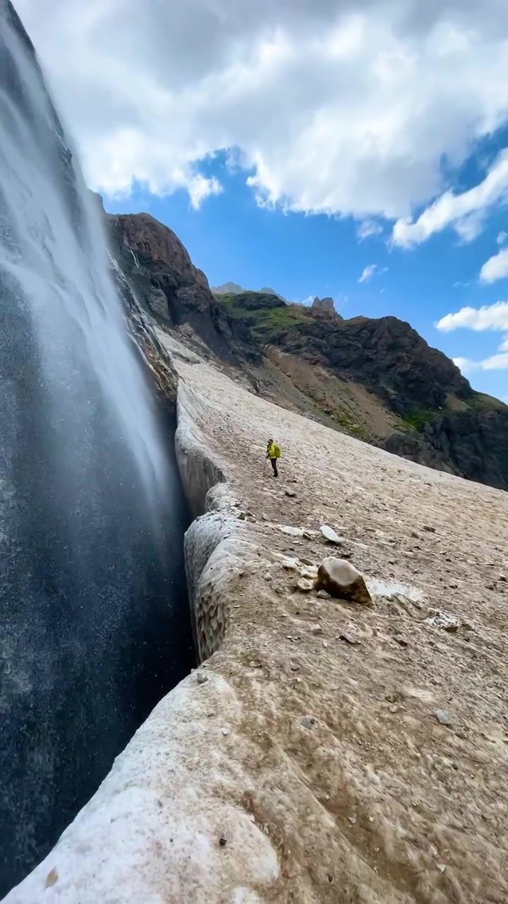 Cilo Glaciers Waterfall Hike in Turkey