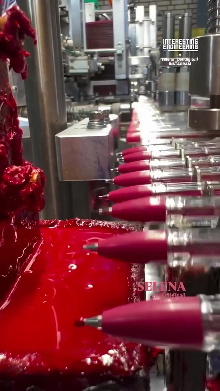 SELENA's High-Speed Lipstick Filling Machine