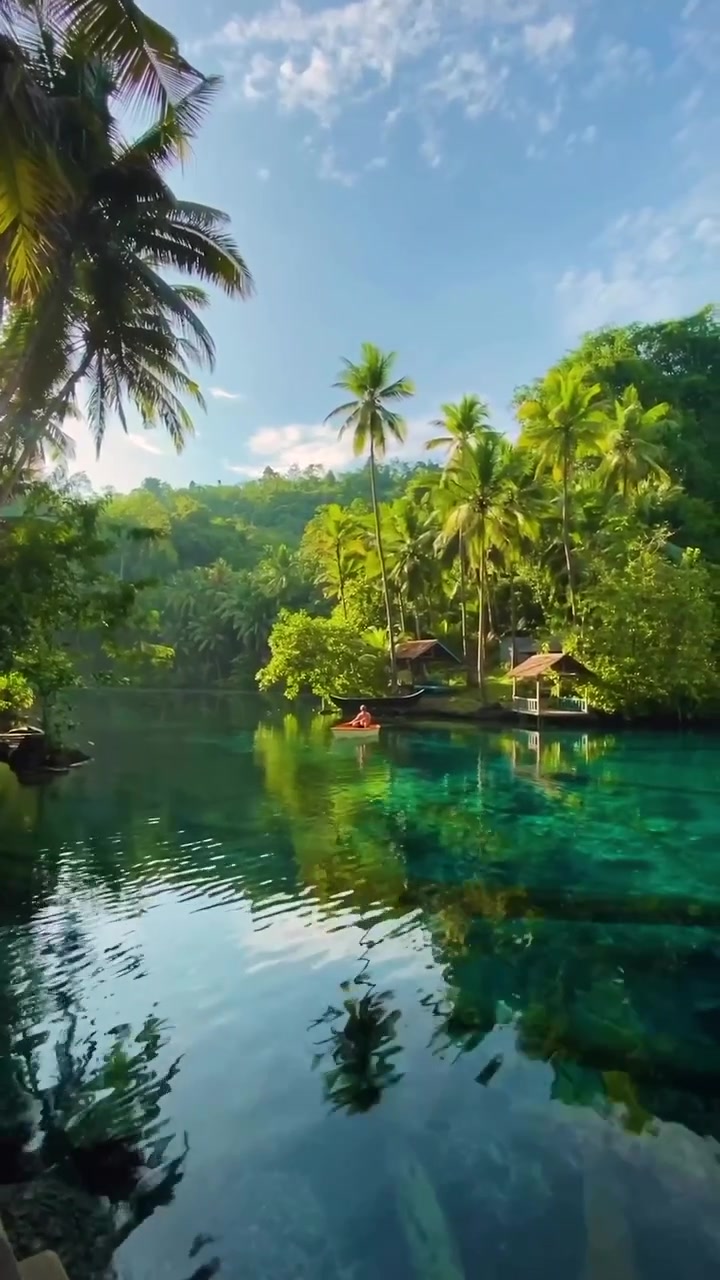 Kayaking in Tropical Paradise: Serene Scenery