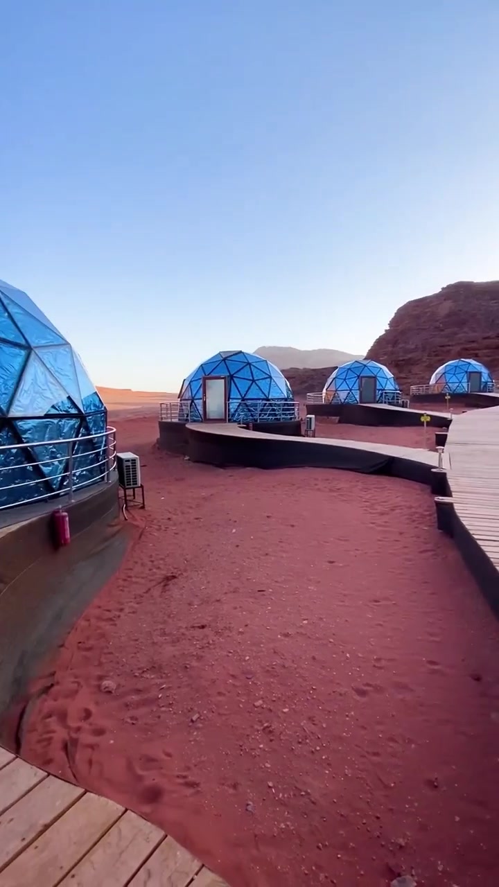 Luxury Desert Glamping: Geodesic Dome Accommodation