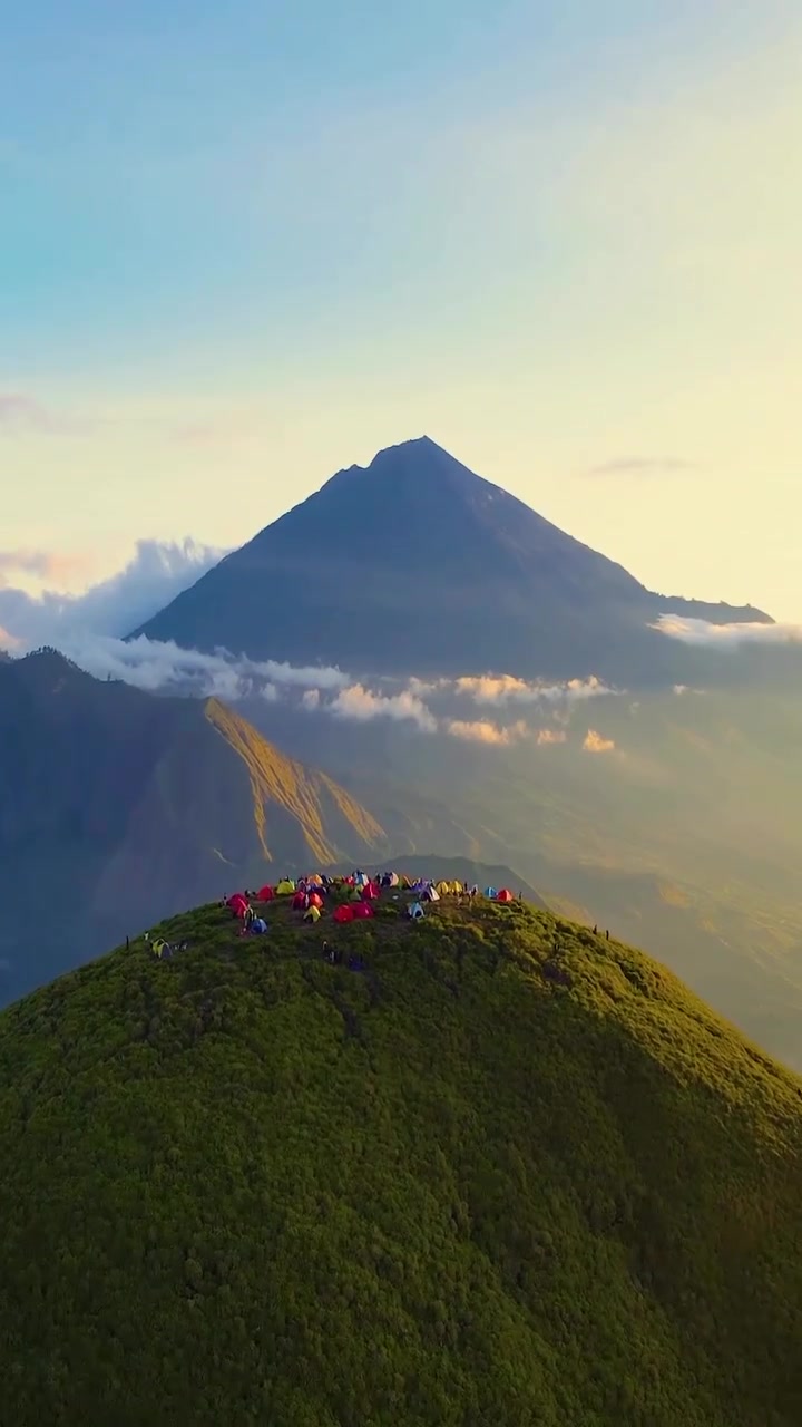 Mountain Camping Sunrise: Nature's Beauty at Altitude