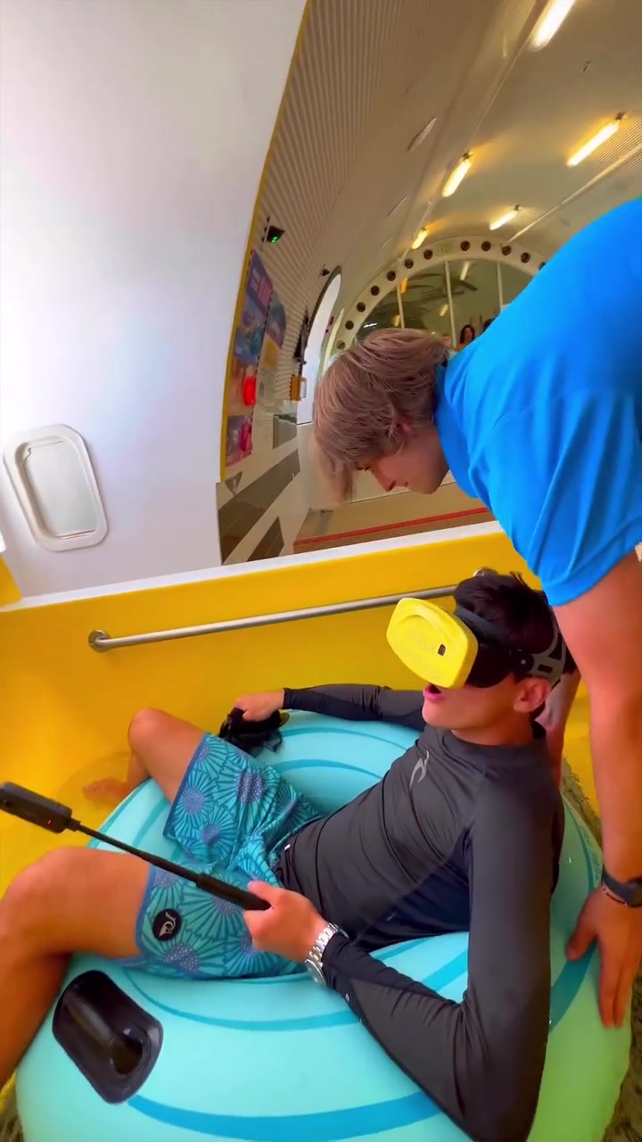 VR Water Slide with Quiksilver VR Headset
