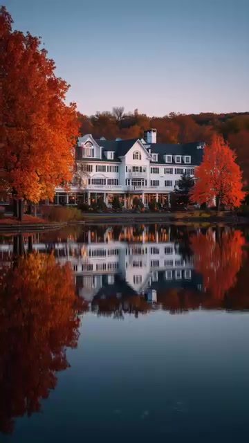 Cozy Autumn Decor Ideas: Incorporating Pumpkins into Your Home
